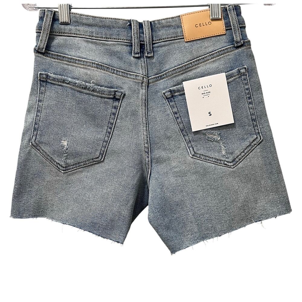 Cello NWT Mid-Rise Midi Denim Jean Shorts Side Slit Light Wash Small (1-3) - Picture 2 of 9